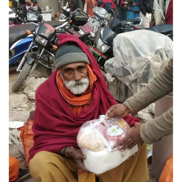 #Support - Feeding Sadhu in Kashi
